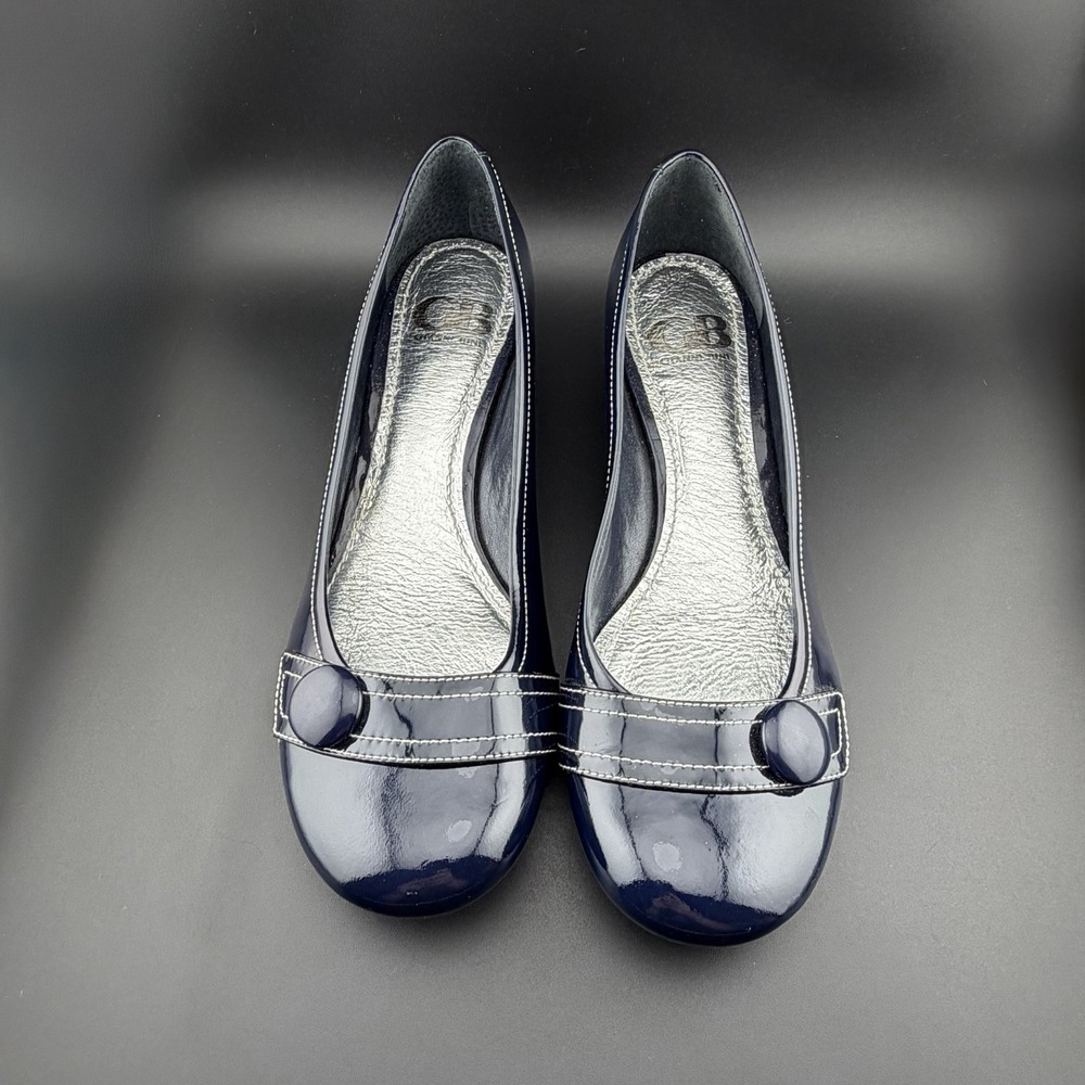Gianni Bini Women's Navy Blue 8M Patent Leather Wedge Heels Button Detail New